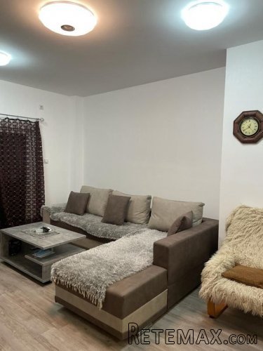 Prodaja petosobnog stana u Barajevu