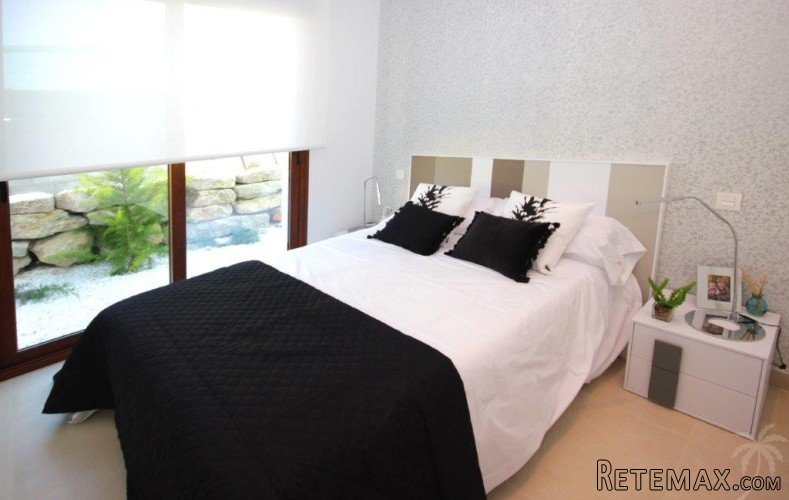 This great project consisting of four villas is located in.. - 5
