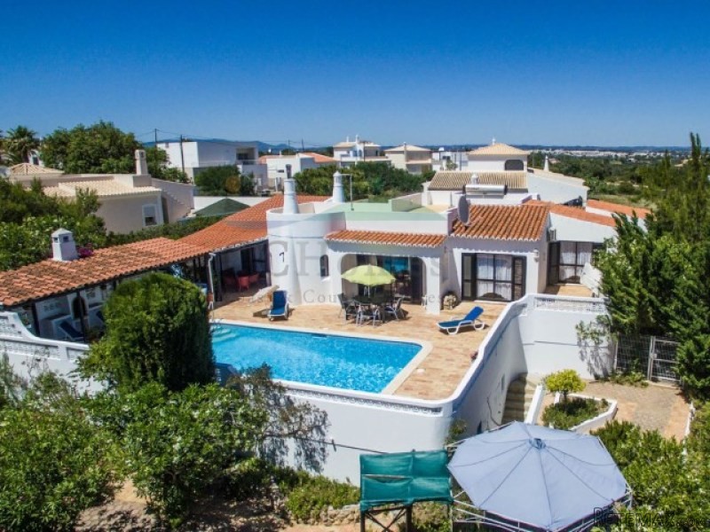 Charming Traditional 3 Bedroom Villa..