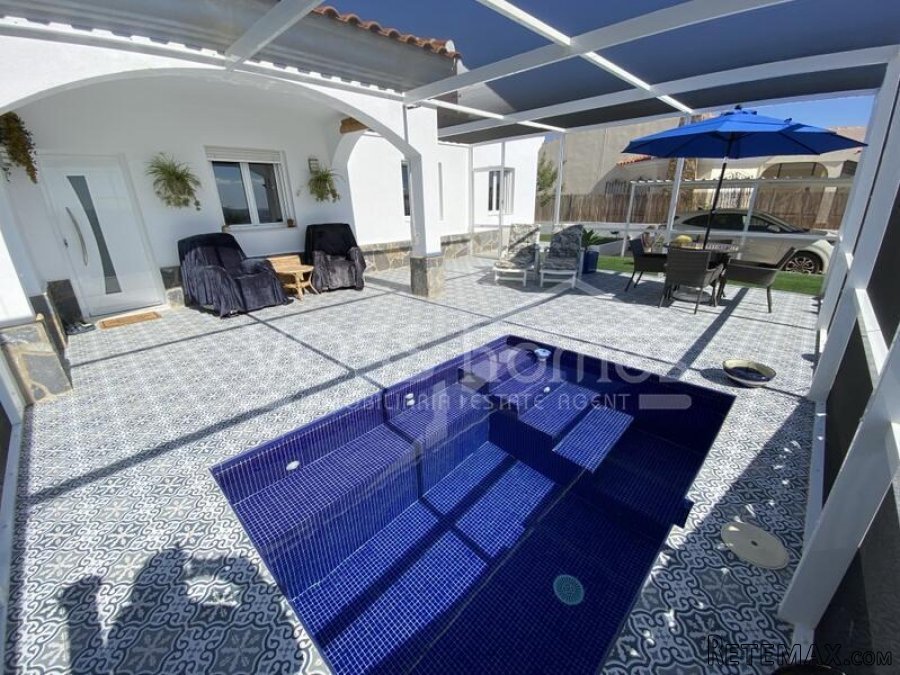NEW & EXCLUSIVE TO VOSS HOMES - A beautifully presented.. - 9
