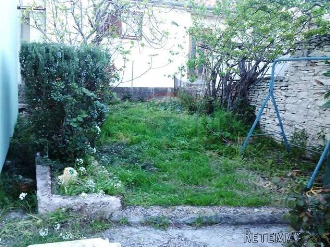 ISTRA,PULA - SAMOSTOJEĆA VIŠEKATNICA - 5