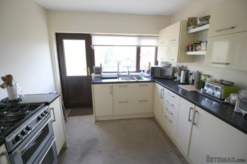 3 bedroom, Detached Bungalow house for.. - 2