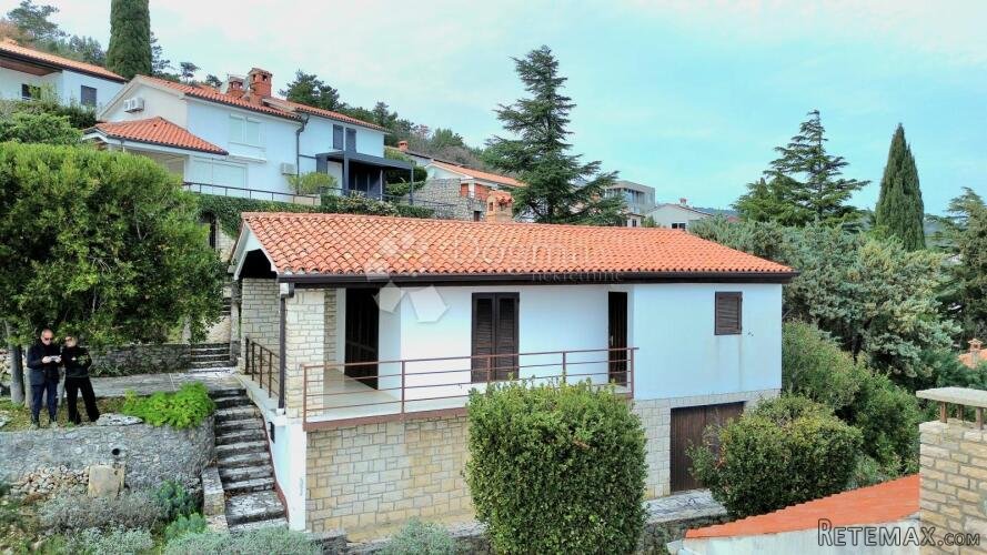 Kuća s pogledom na more s velikim potencijalom – 30 m od pla - 3