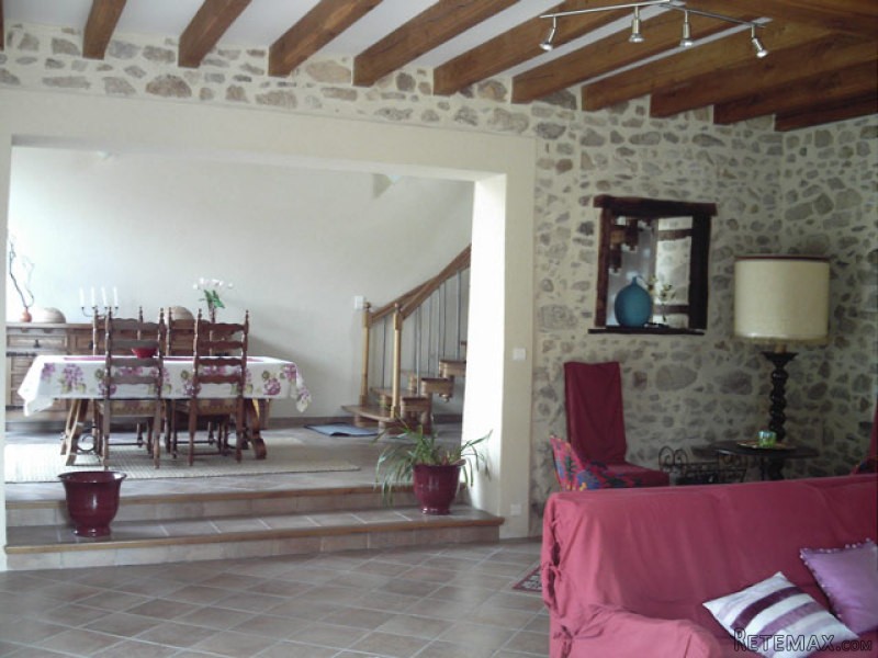 Spacious Well Renovated Stone House.. - 2