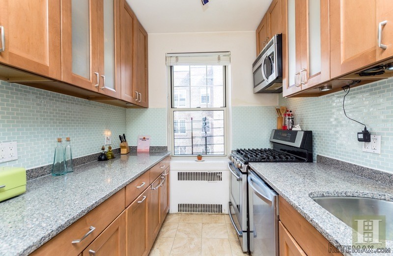 2 bedroom Apartment For Sale: 720 FT.. - 2