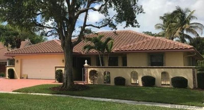 22742 Pinewood Ct, Boca Raton, FL -.. - 2