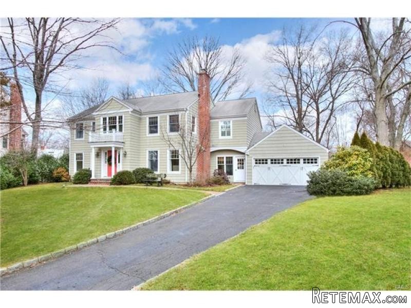 4 bedroom House For Sale: 9 PATRICIA..