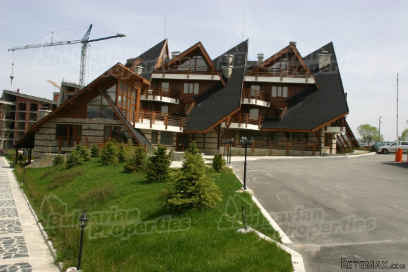 Two Bedroom Apartment In Redenka Lodge - 2