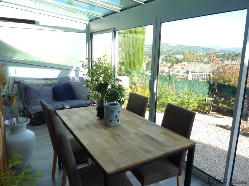 2 Bed Ground Floor Apartment For Sale..