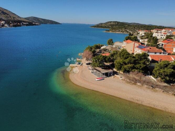 GREBAŠTICA- KUĆA NA JEDINSTVENOJ LOKACIJI PRVI RED DO MORA - 2