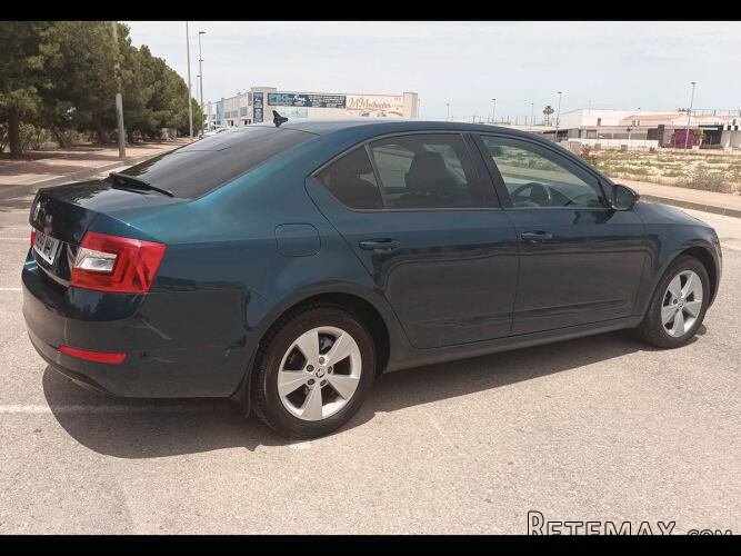 Skoda Octavia 2.0 TDi DSG - 3