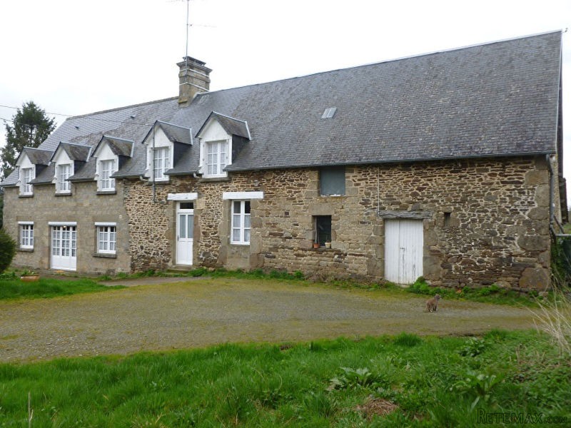Longere House and Barn on 3 Hectares