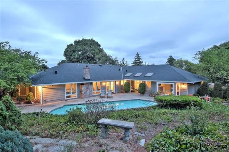 desirable Monte Sereno residence - 2