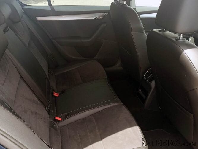 Skoda Octavia 2.0 TDi DSG - 6