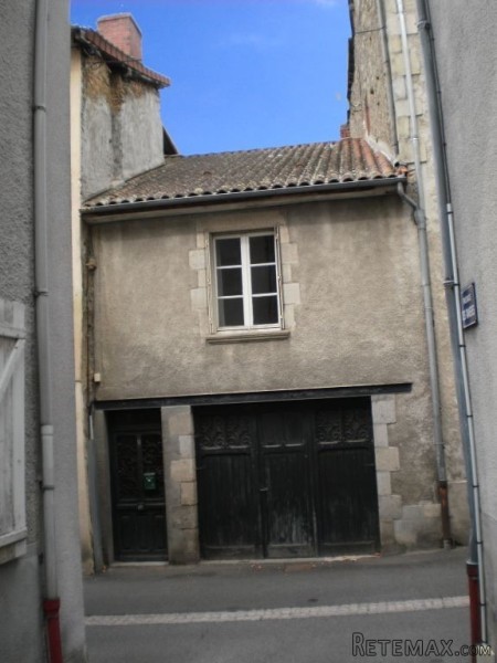 Nice Little Bolt Hole House - 2