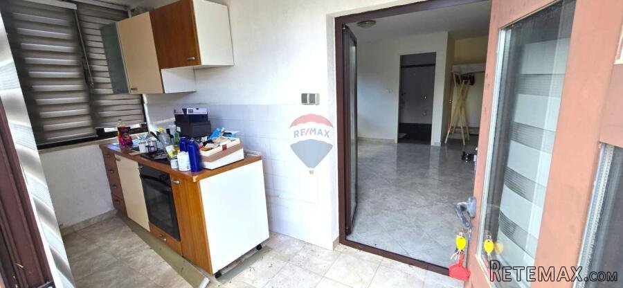Rovinj, 9km, stan 30 m2 s pripadajućim dvorištem 70 m 2 - 2