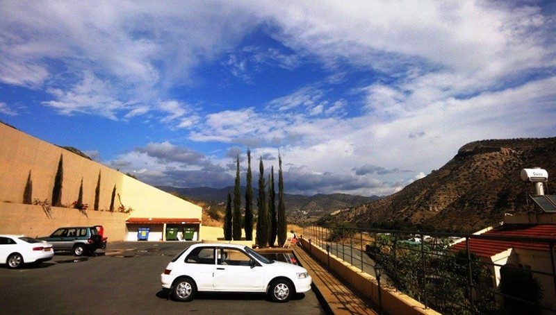 Large 2 Bedroom Apartment In Yermasoyia..