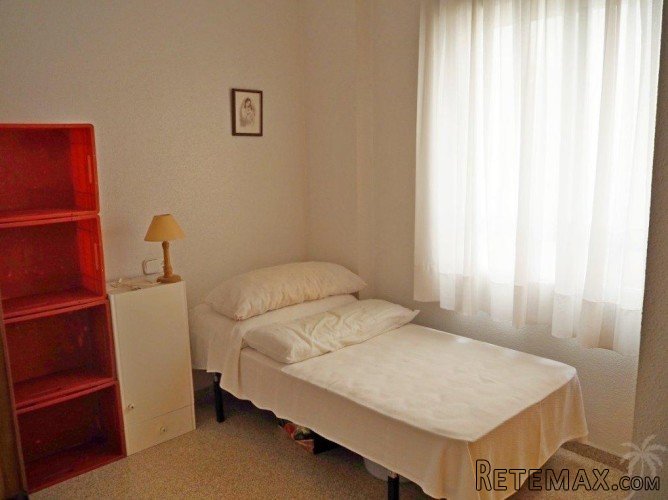 This beautiful apartment in the centre of Guardamar comes.. - 7