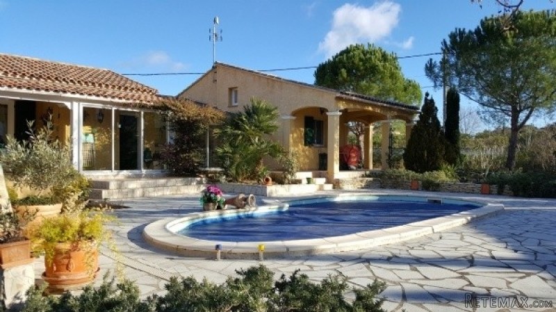 Very Nice Traditional Single Storey..