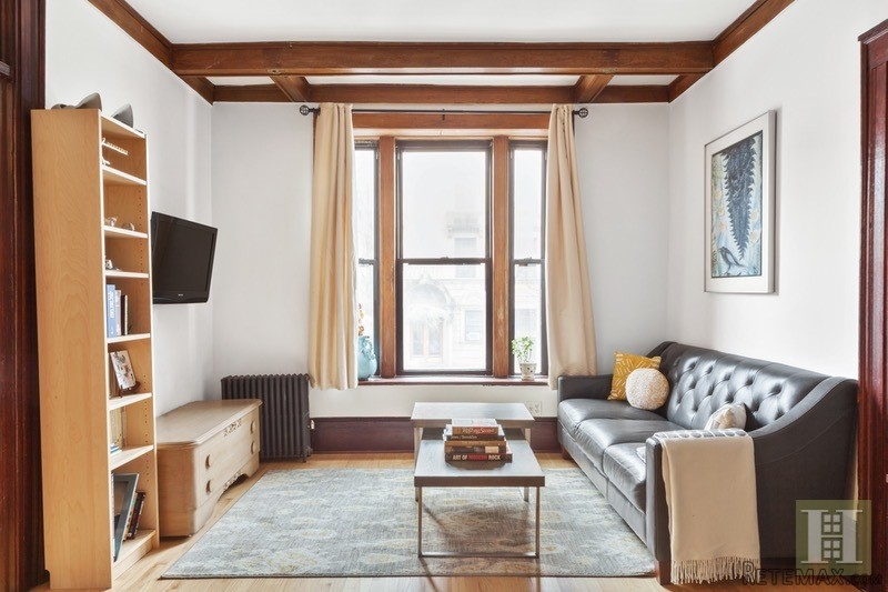 1 bedroom Apartment For Sale: 233.. - 2