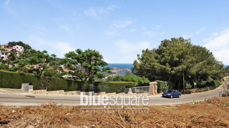 Excellent value plot with spectacular..