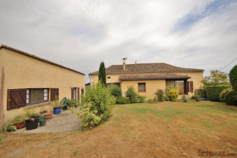 APS2777 *2 Bedroom stone property with..