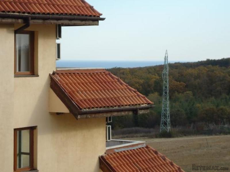 Furnished 1 bedroom apartment with sea..
