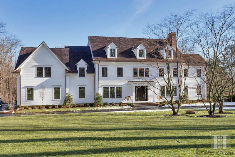 6 bedroom House For Sale: 592 NORTH..
