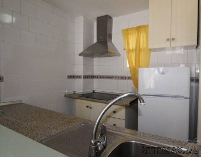 This ground floor apartment in La Mata has 2 bedrooms, 1.. - 5