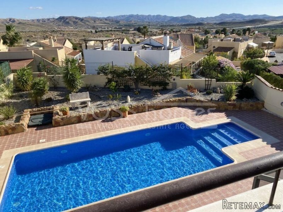 NEW & EXCLUSIVE TO VOSS HOMES - A larger than average.. - 7