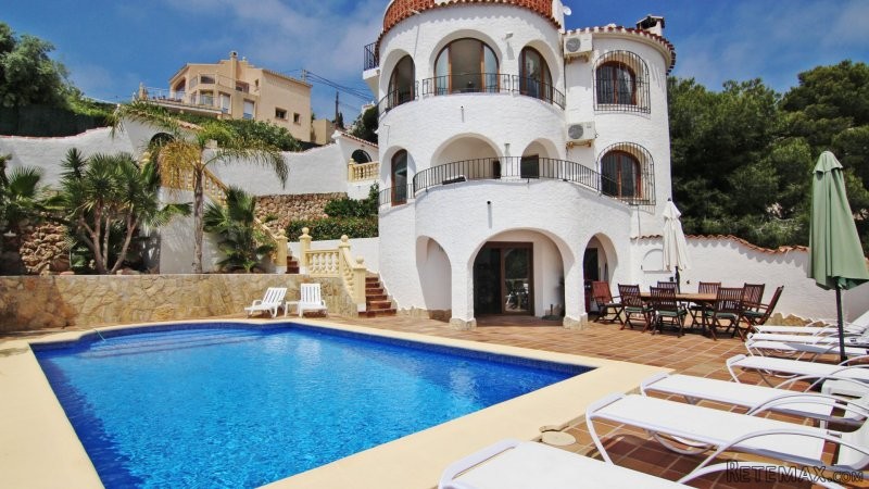 EXCLUSIVITY - Huge Family Villa with..