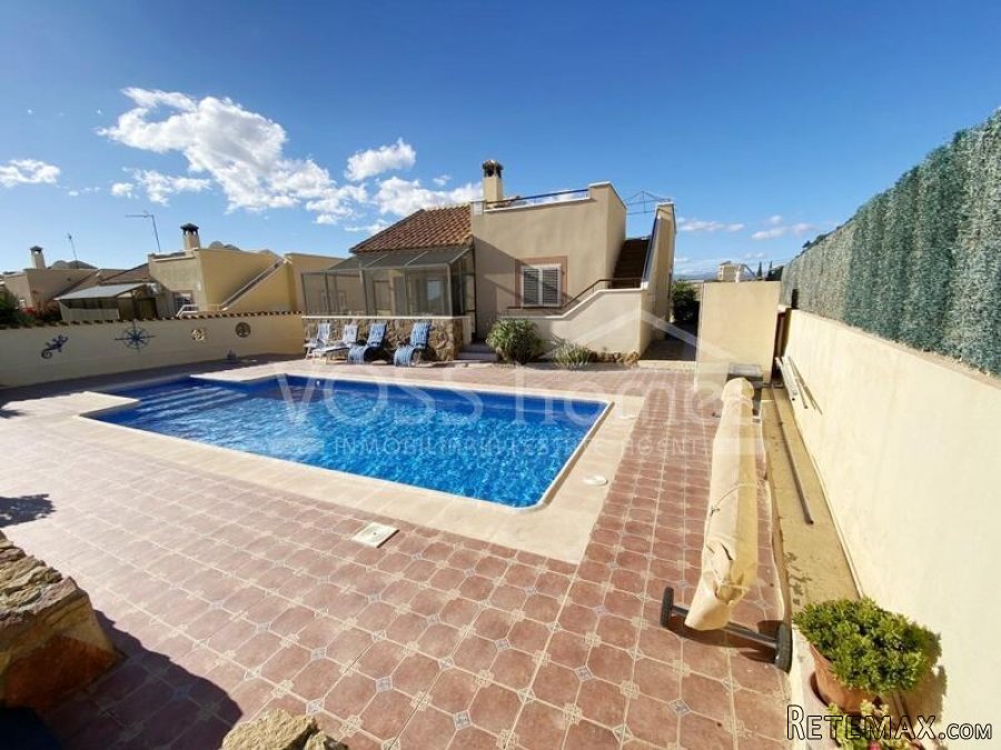 NEW & EXCLUSIVE TO VOSS HOMES - A larger than average.. - 8