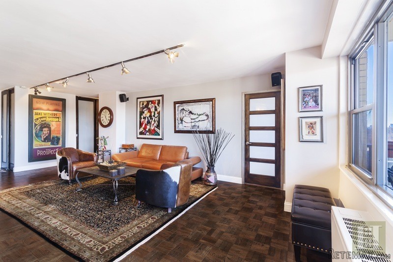 2 bedroom Apartment For Sale: 2500.. - 2