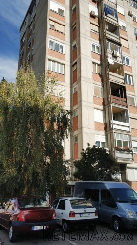 Prodajem dvosoban stan 61 m2 u ulici Branka Radičevića br.17 - 9