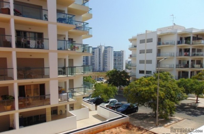 3 Bedroom Apartment In Portimao Near..