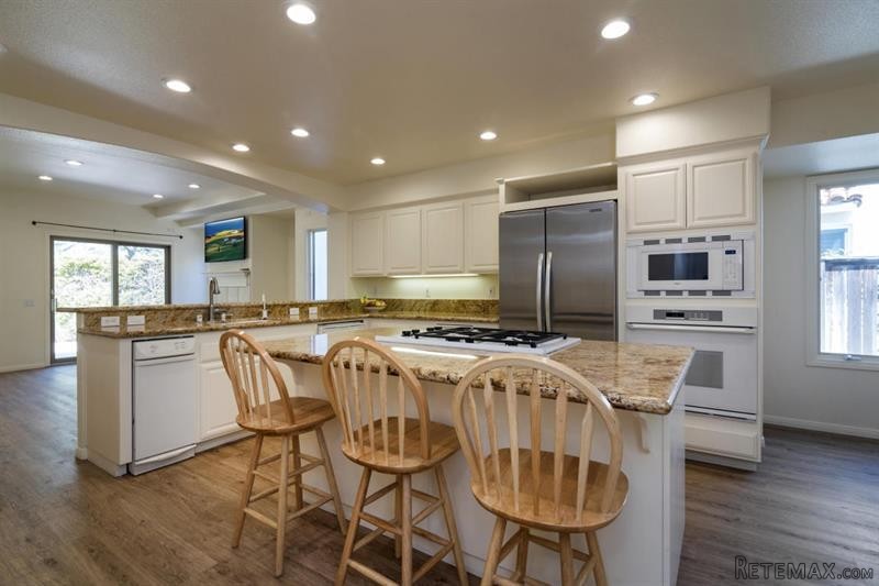 4 bedroom House For Sale: 719 Cathedral.. - 2