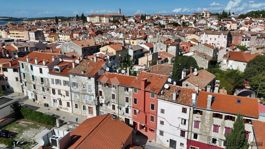 Studio apartman- CENTAR ROVINJA- drugi red do mora - 50 m od - 2