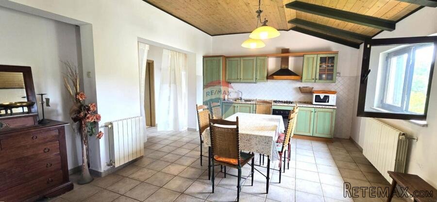 Rovinj, 9 km, veliki stan, 97 m 2 , 3 spavaće sobe, mirna lo - 3