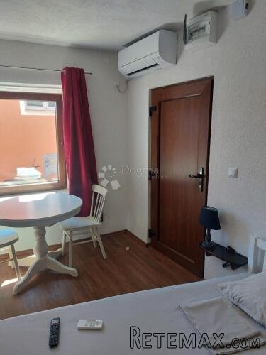 Studio apartman- CENTAR ROVINJA- drugi red do mora - 50 m od - 3