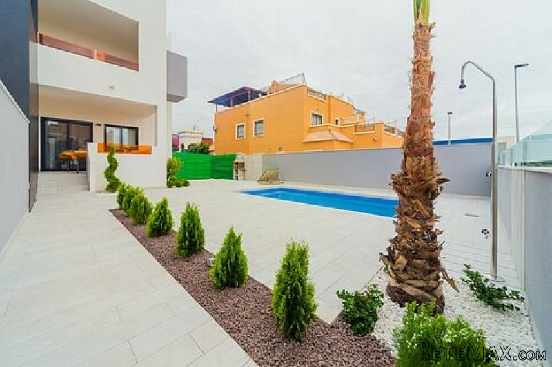 Bungalow Style Apartments with Private..