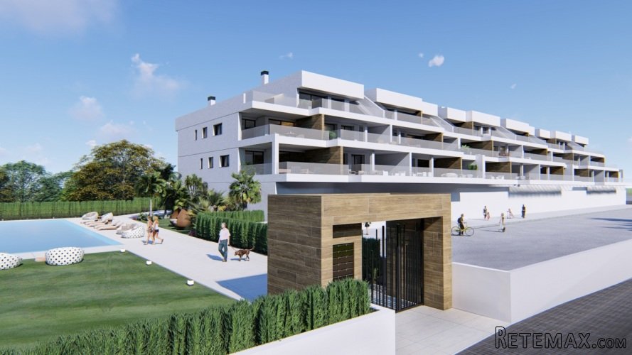 Los apartamentos se ubican en Villamartín, en un complejo..