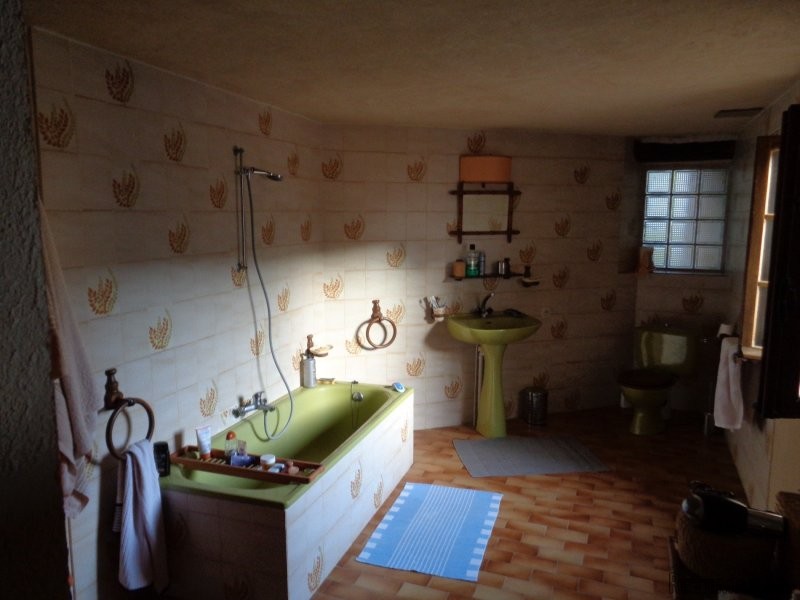 Nice Village House with Courtyard Garden - 2