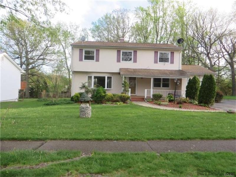4 bedroom House For Sale: 50 Lester..