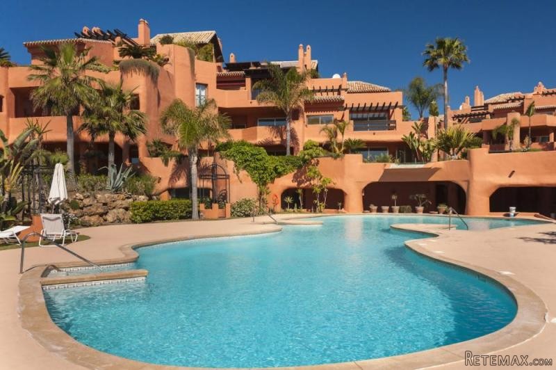 2 Bedrooms - Apartment - Marbella - For..