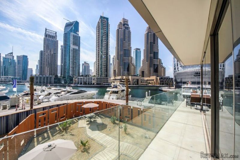 Stunning Waterfront Views from Upscale.. - 2