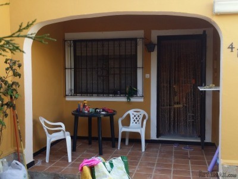 2 Bedrooms Bungalow For Sale - 2