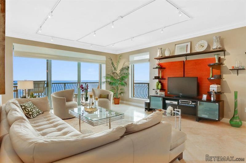 3 bedroom Residence For Sale: Singer.. - 2