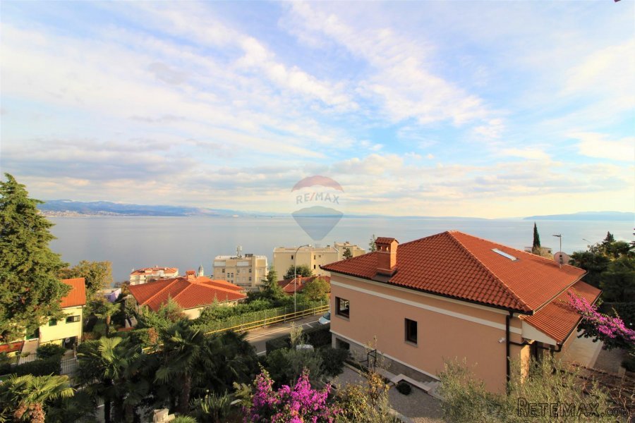 OPATIJA- stan 100 m2 sa garažom, okućnicom, pogledom na more - 3