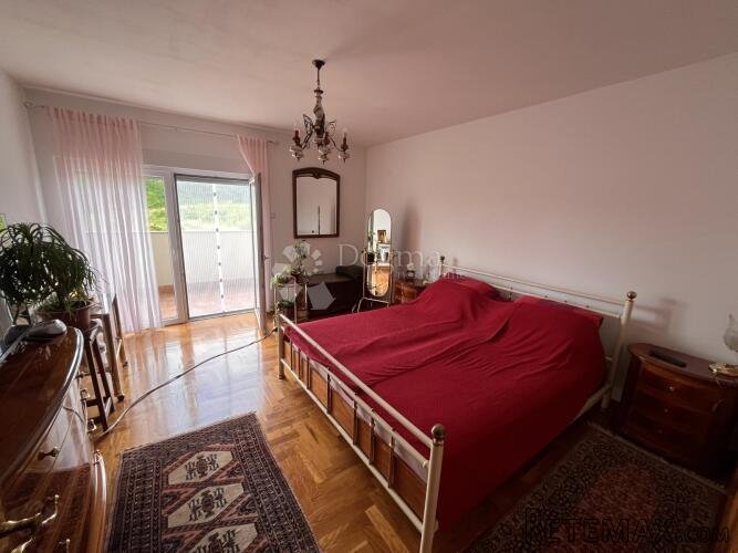 Prostrana kuća s voćnjakom i garažom – Susedgrad - 3