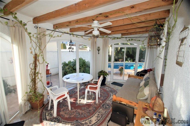 This lovely detached villa located in Els Poblets is just.. - 3